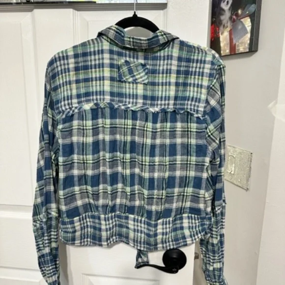 New Free People Plaid Chambray Combo Tie Front Top Cotton Blend size Large - Picture 2 of 3